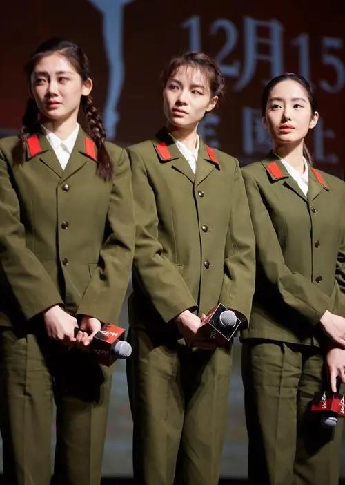 娱乐圈长得很像的明星_明星撞脸相似度排行_檀健次隋俊波撞脸分析