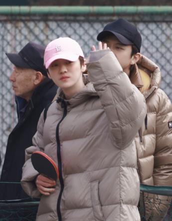 穿越娱乐圈ps鹿晗_鹿晗娱乐圈人缘变化_鹿晗生日现状