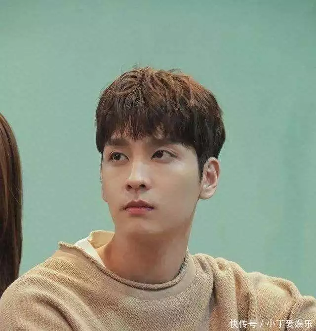 他是韩国最低调男星，与朴信惠奉子成婚，才让其收获大量关注