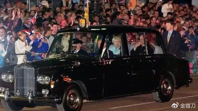 劳斯莱斯品牌历史与定位_劳斯莱斯网红推广事件_劳斯莱斯网红夫妻黑料,