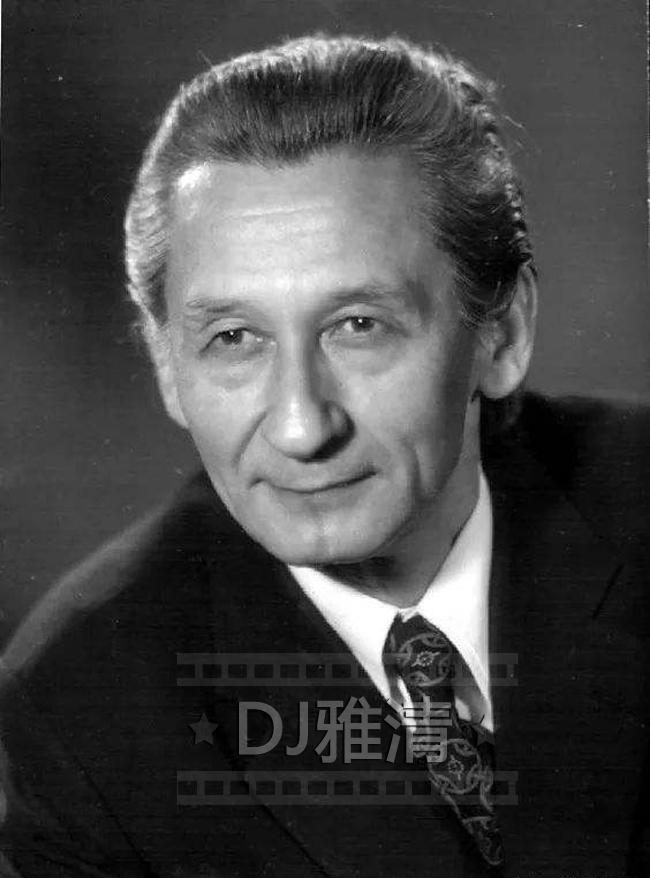 内蒙古男明星推荐_内蒙籍女明星_内蒙古大草原旅游景点